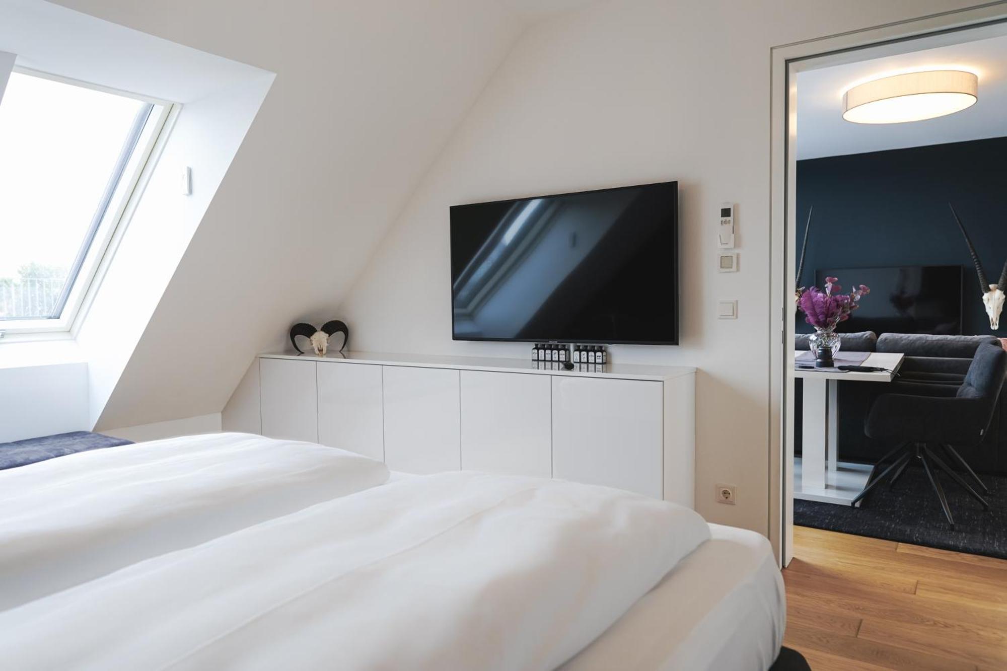 Modern Stylish Design Apartment With Free Parking Emily Вена Экстерьер фото